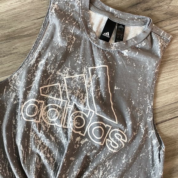 Adidas Twist Front Logo Crop Tank Acid Wash Grey Size S - Picture 2 of 8